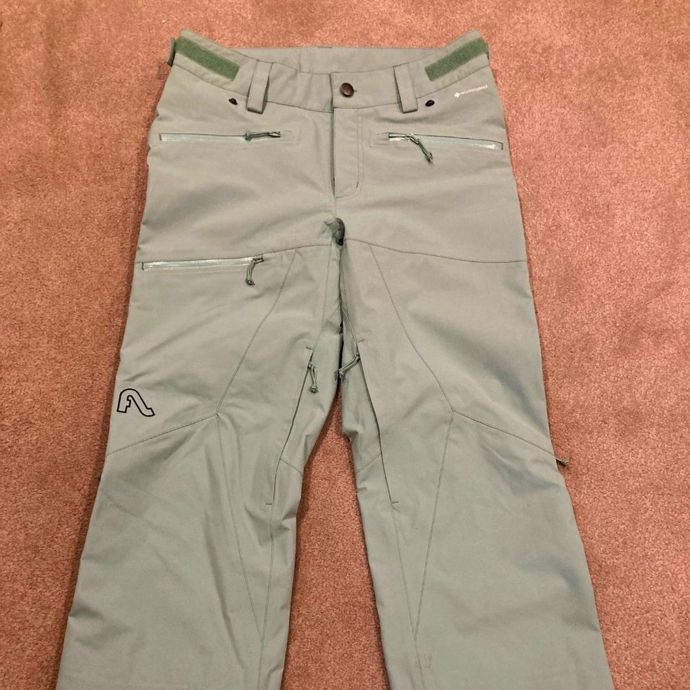 Flylow Women's Nina Ski and Snowboard Pants, Size Medium, Color Willow